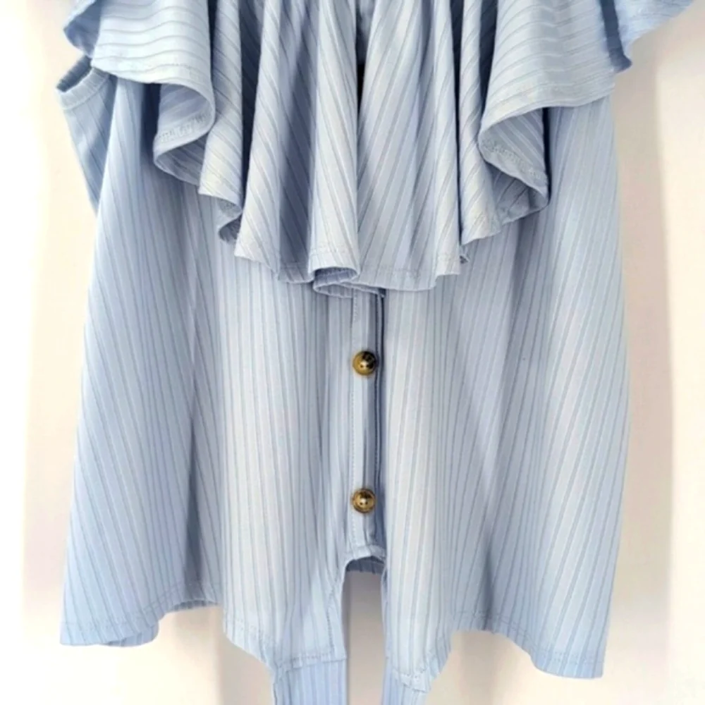 Very cute Justice top size XXL great condition !